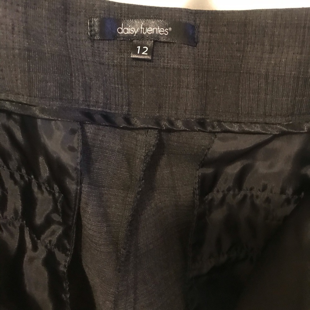 Daisy Fuentes patterned slacks - Picture 8 of 11
